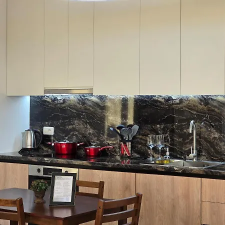 Skanderbeg Oasis Apartment