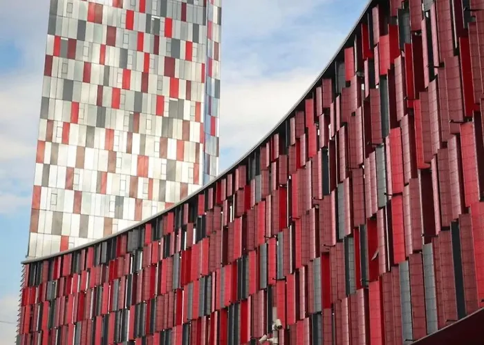 Skanderbeg Oasis * Tirana